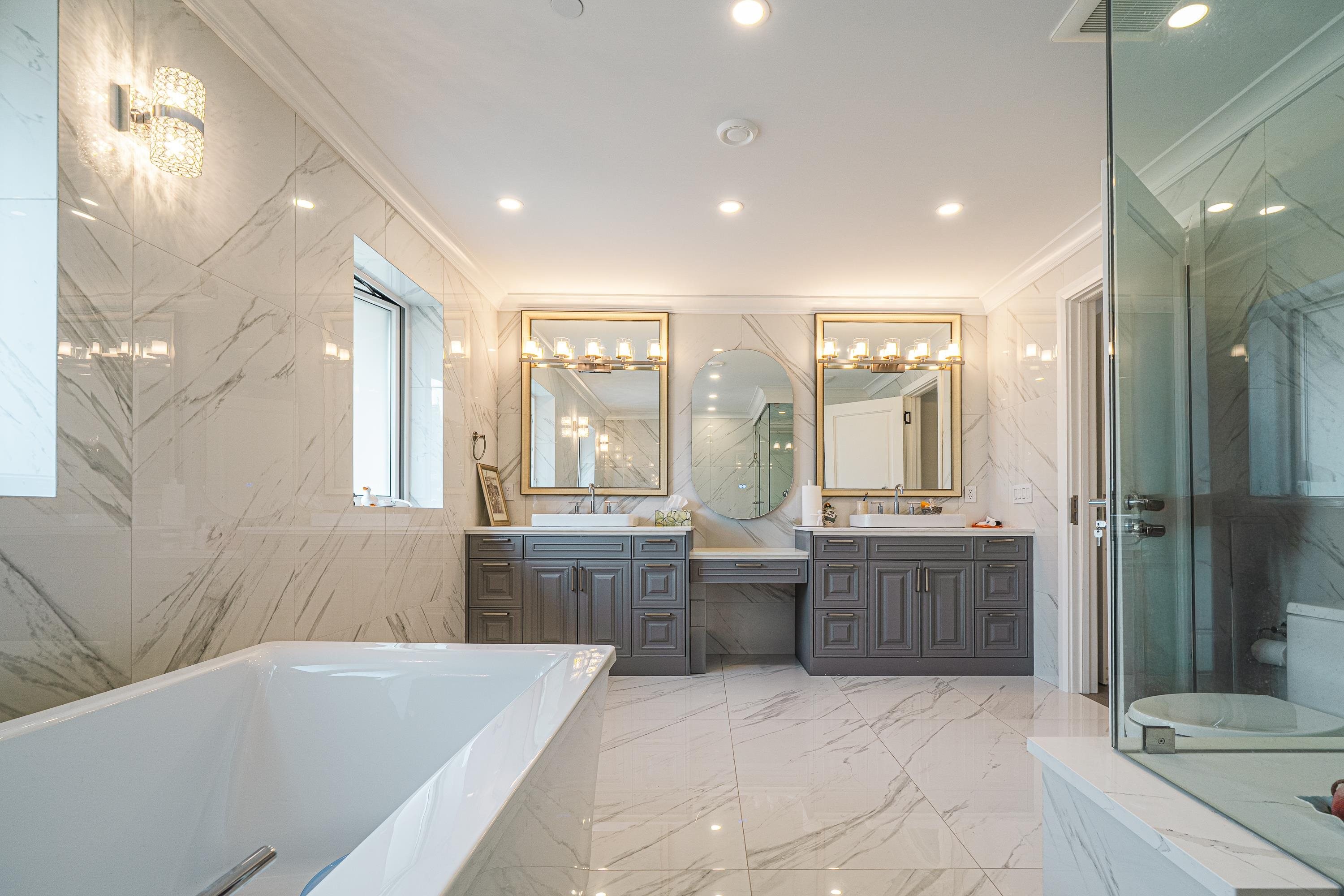 1048 Handsworth Road, North Vancouver, BC