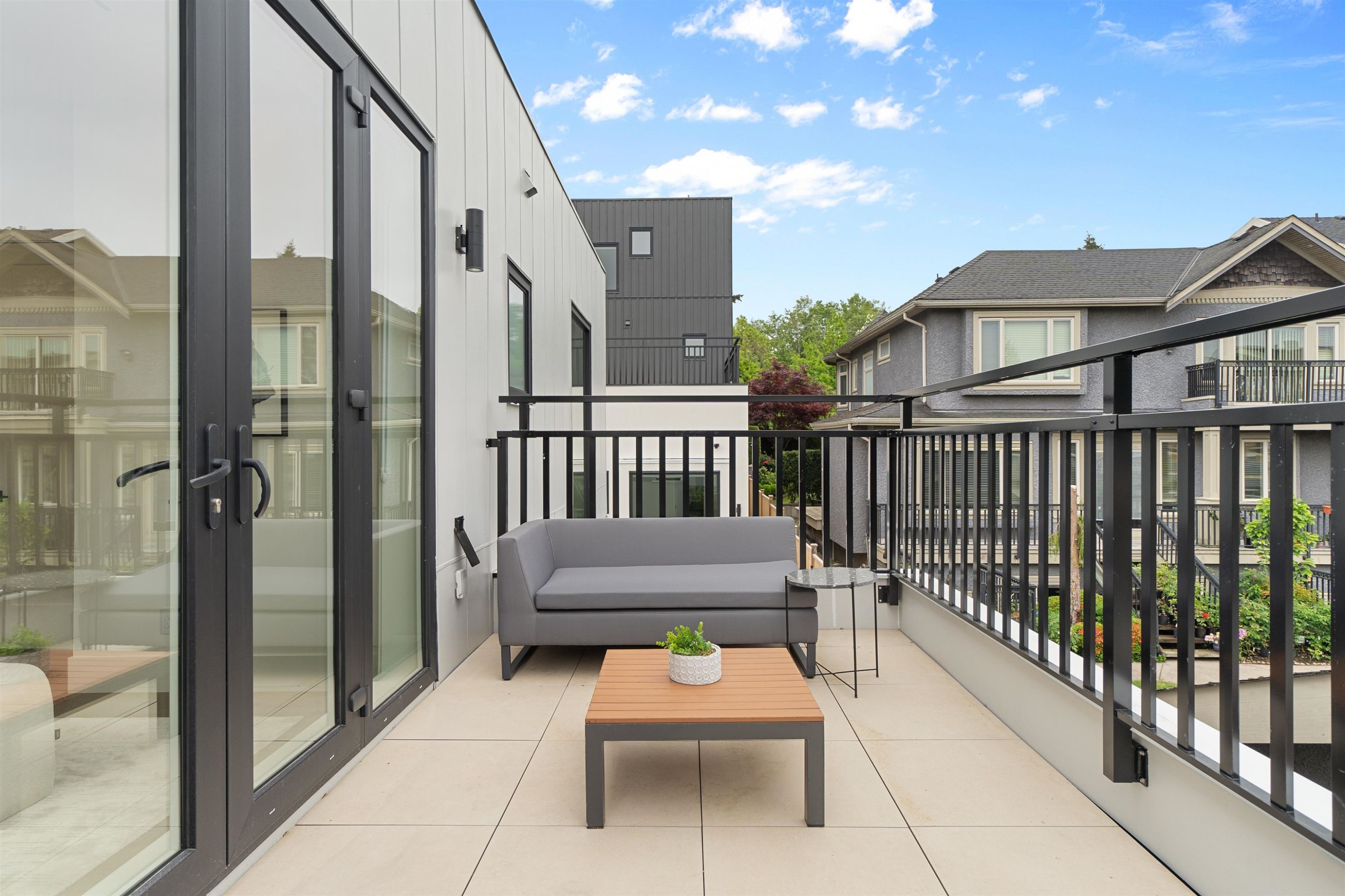 948 57Th Avenue W, Vancouver, BC