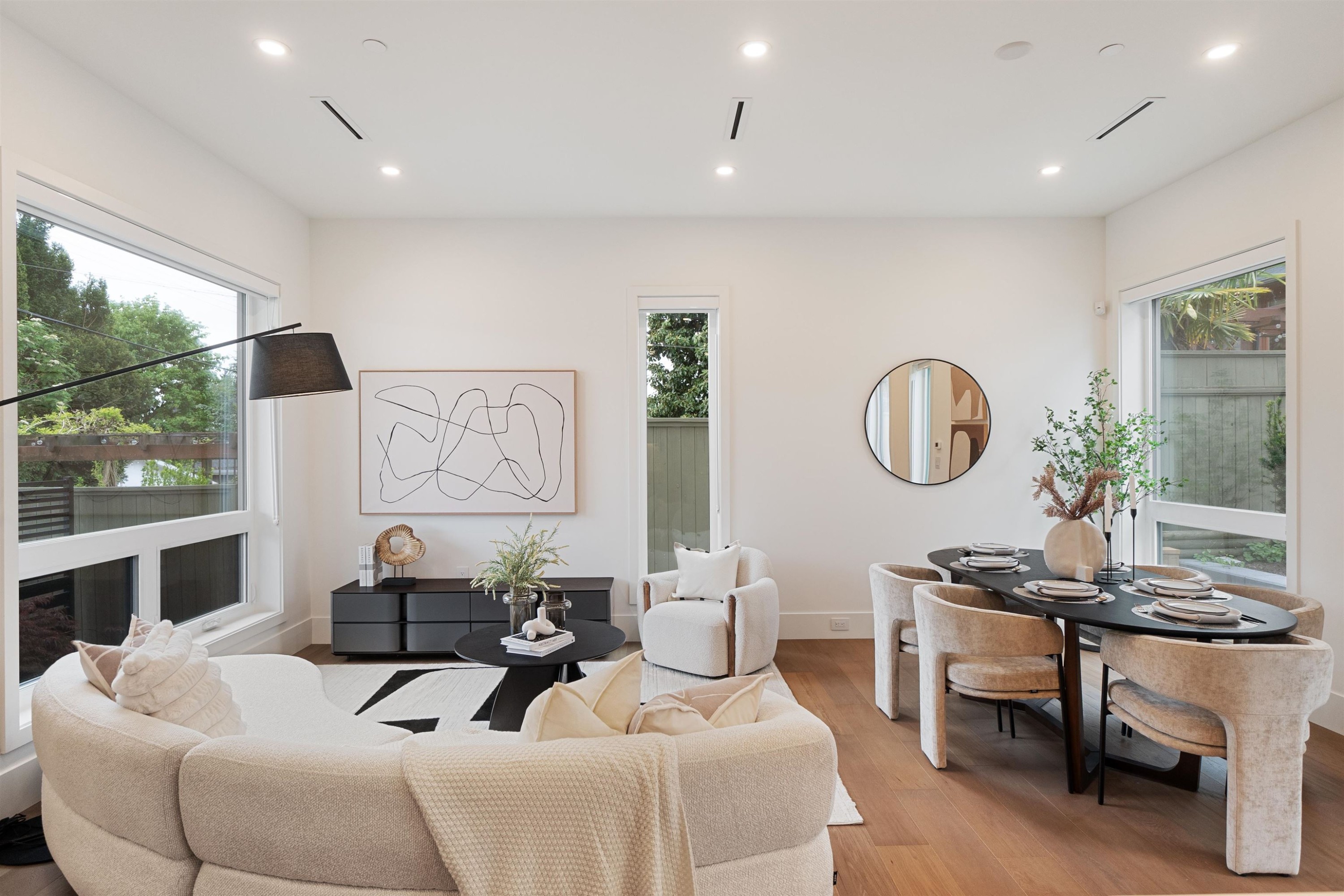948 57Th Avenue W, Vancouver, BC