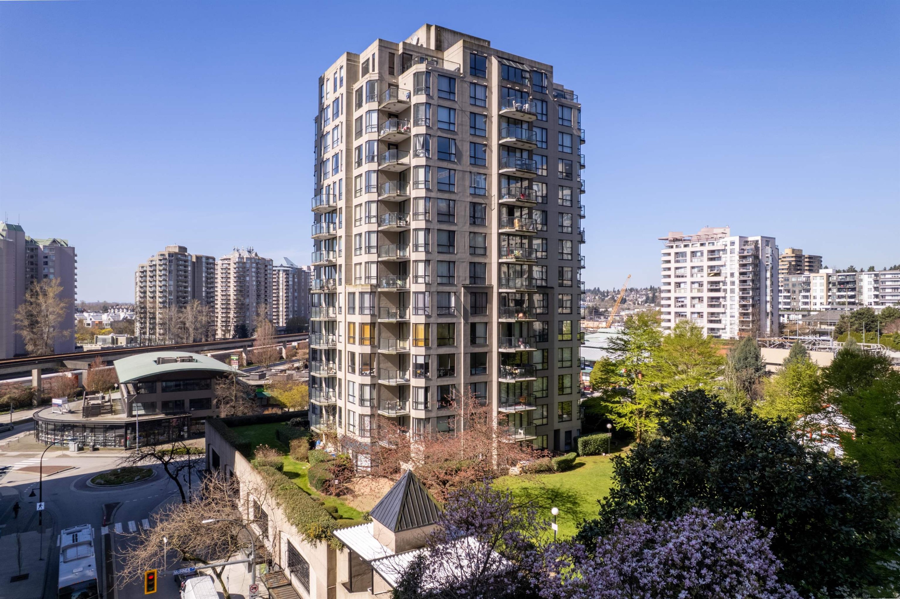 607-55 Tenth Street, New Westminster, BC