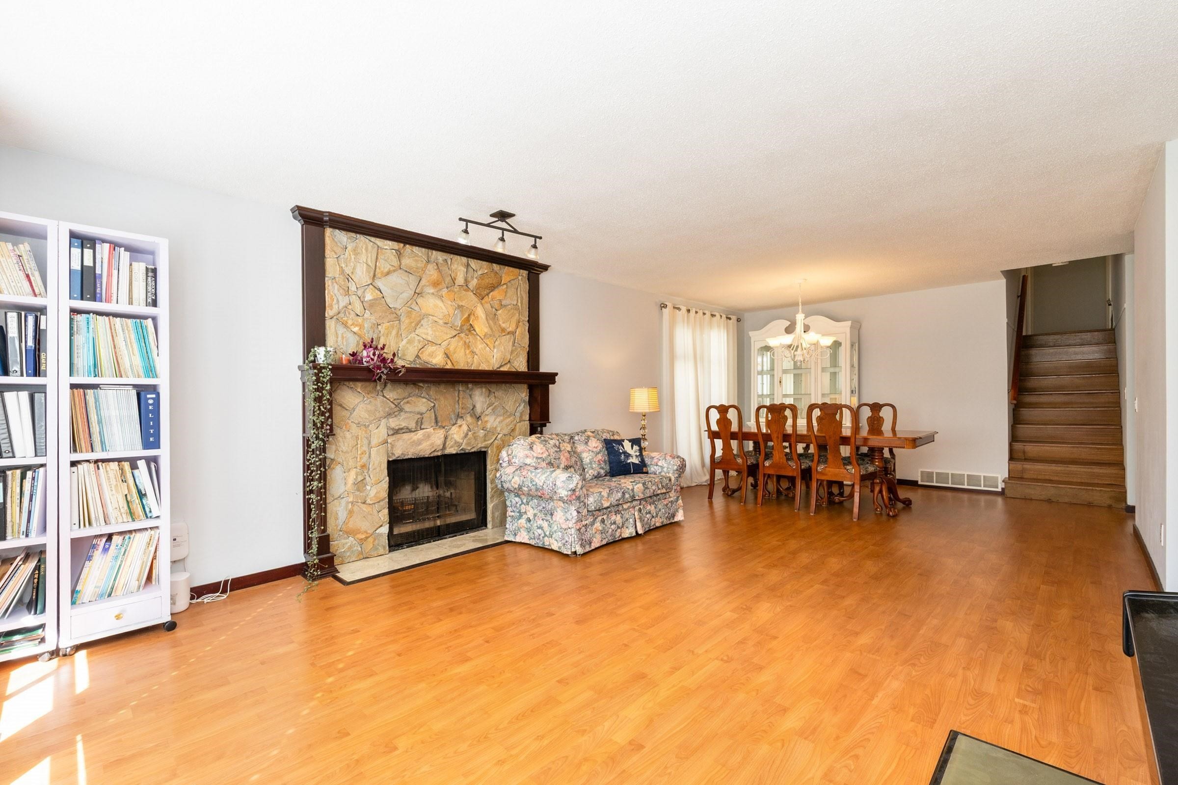 22687 Kendrick Loop, Maple Ridge, BC