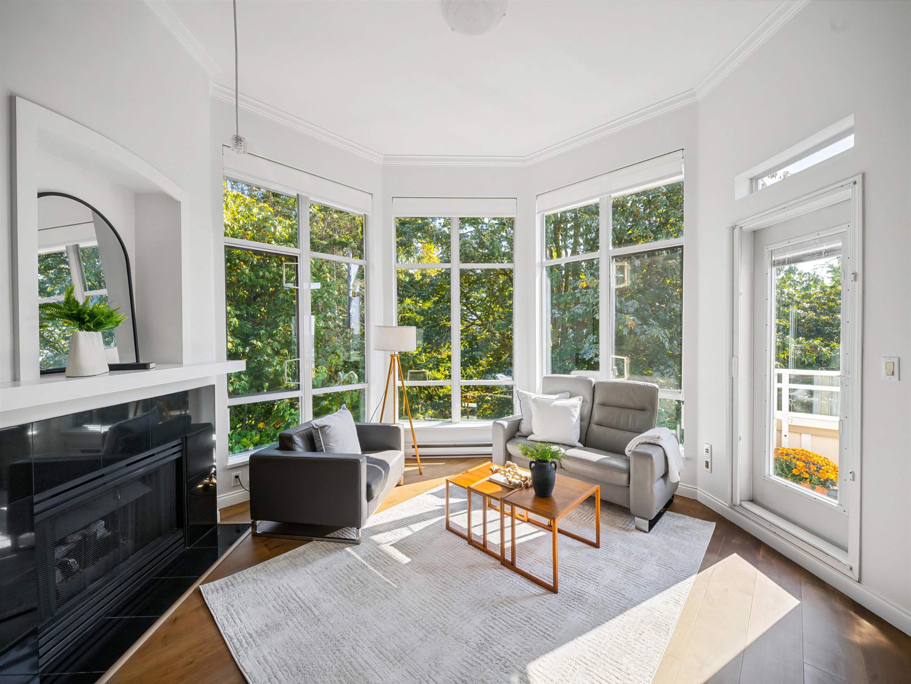 521-3629 Deercrest Drive, North Vancouver, BC