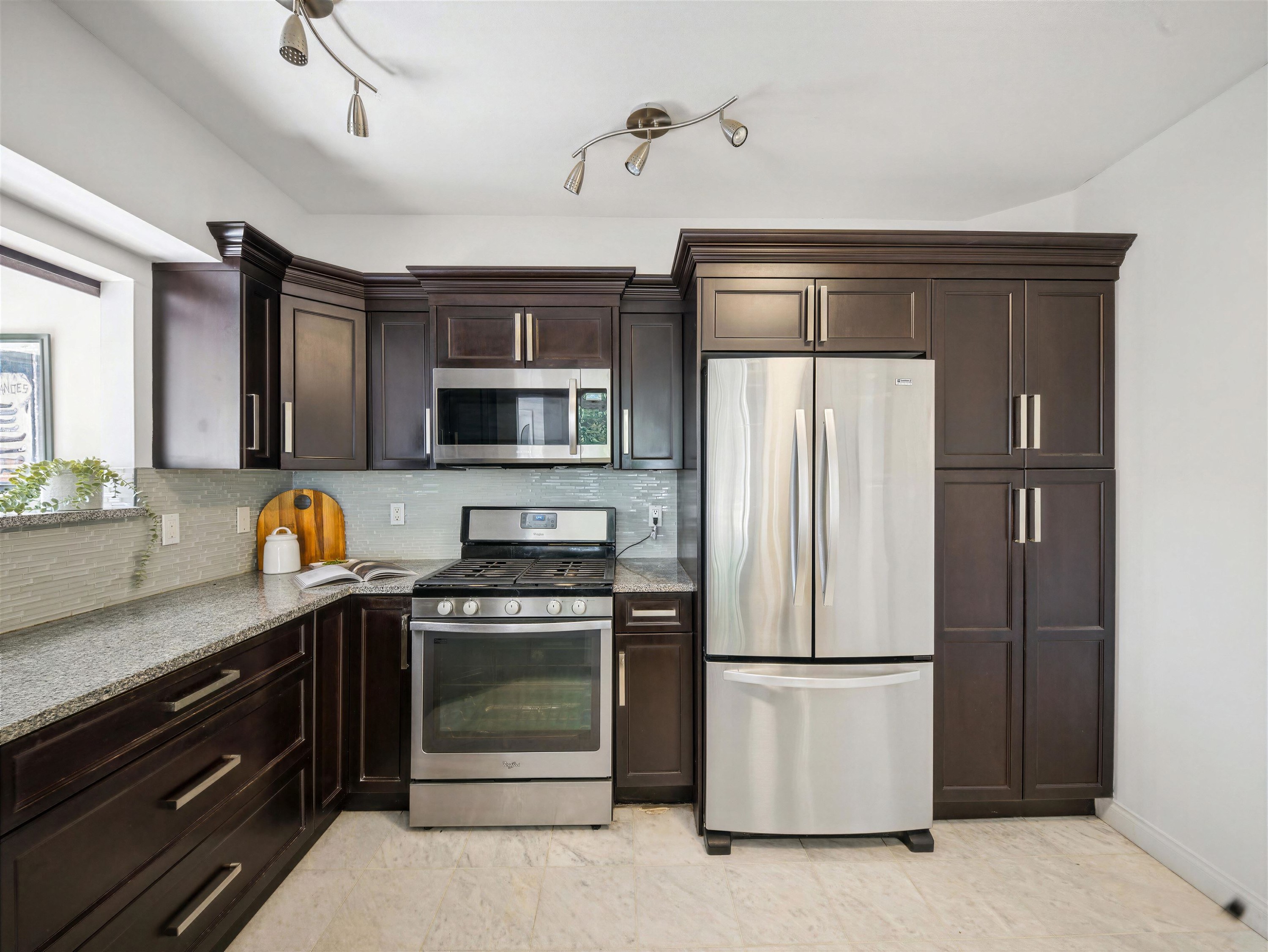 521-3629 Deercrest Drive, North Vancouver, BC