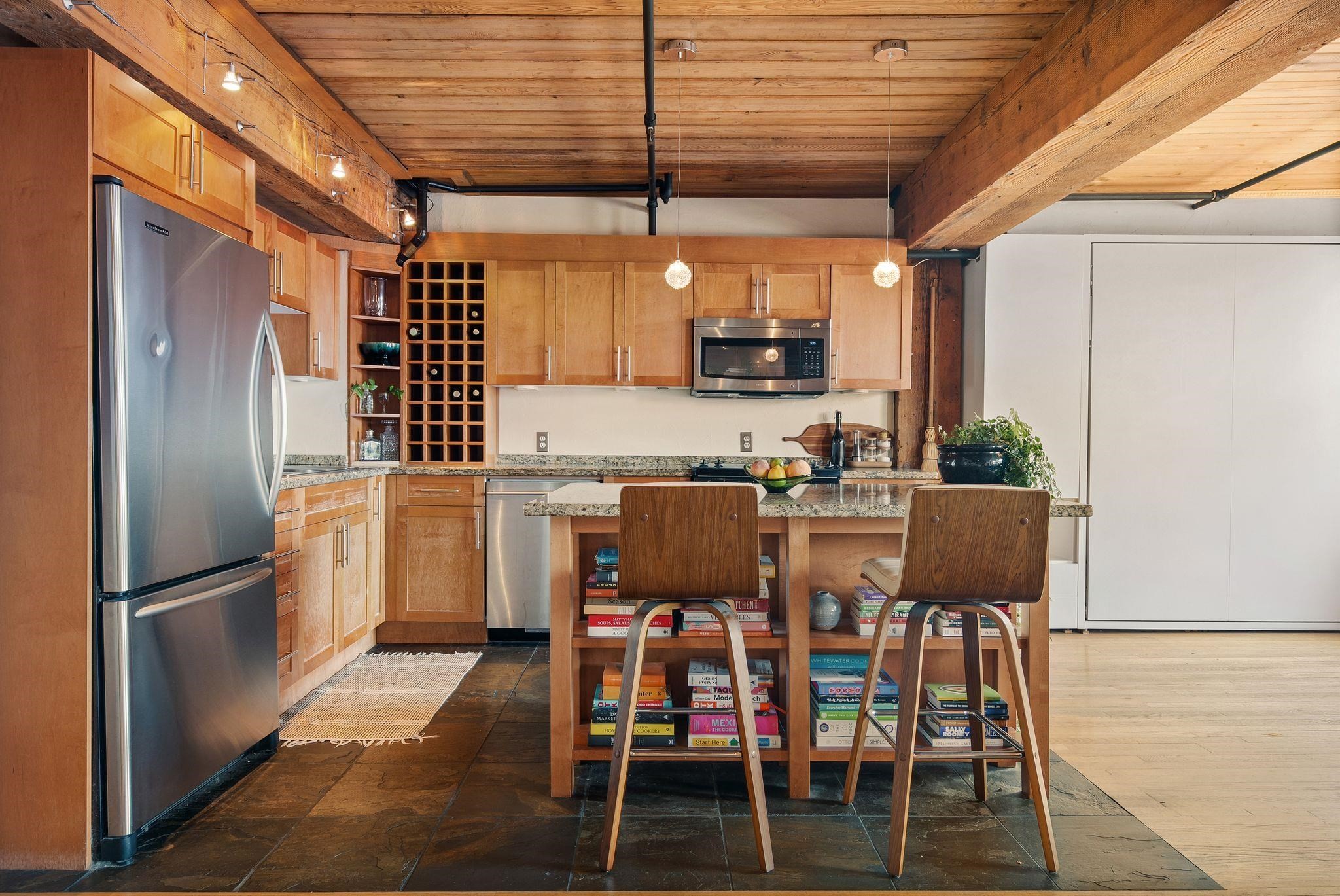 305-41 Alexander Street, Vancouver, BC