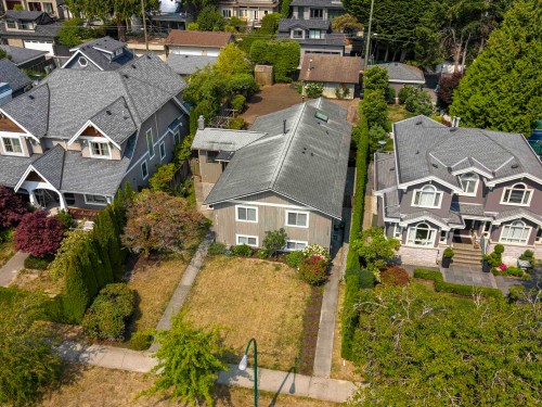 4041 39Th Avenue W, Vancouver, BC 
