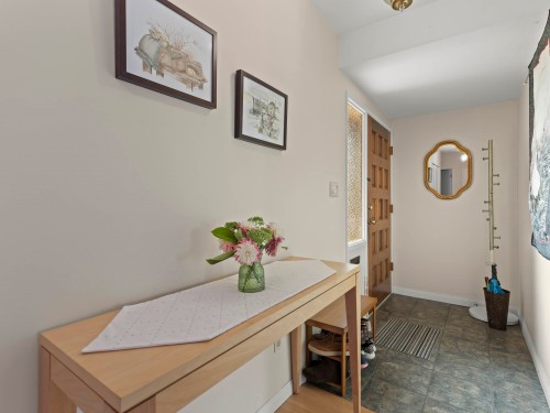 4041 39Th Avenue W, Vancouver, BC 