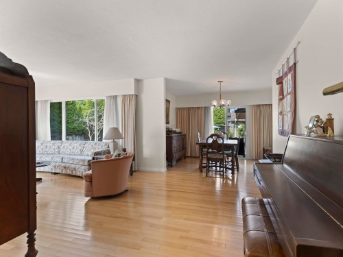 4041 39Th Avenue W, Vancouver, BC 