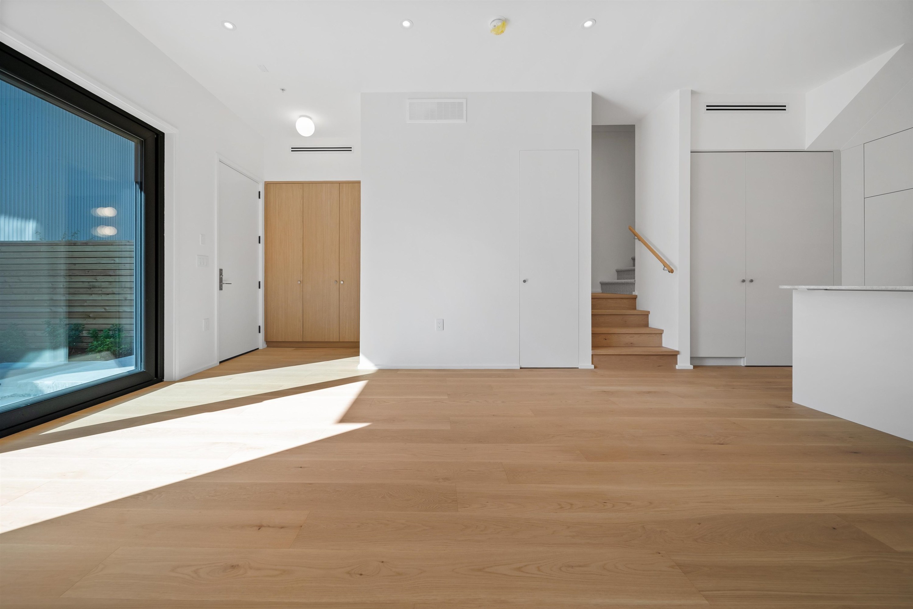 3-164 38Th Avenue E, Vancouver, BC