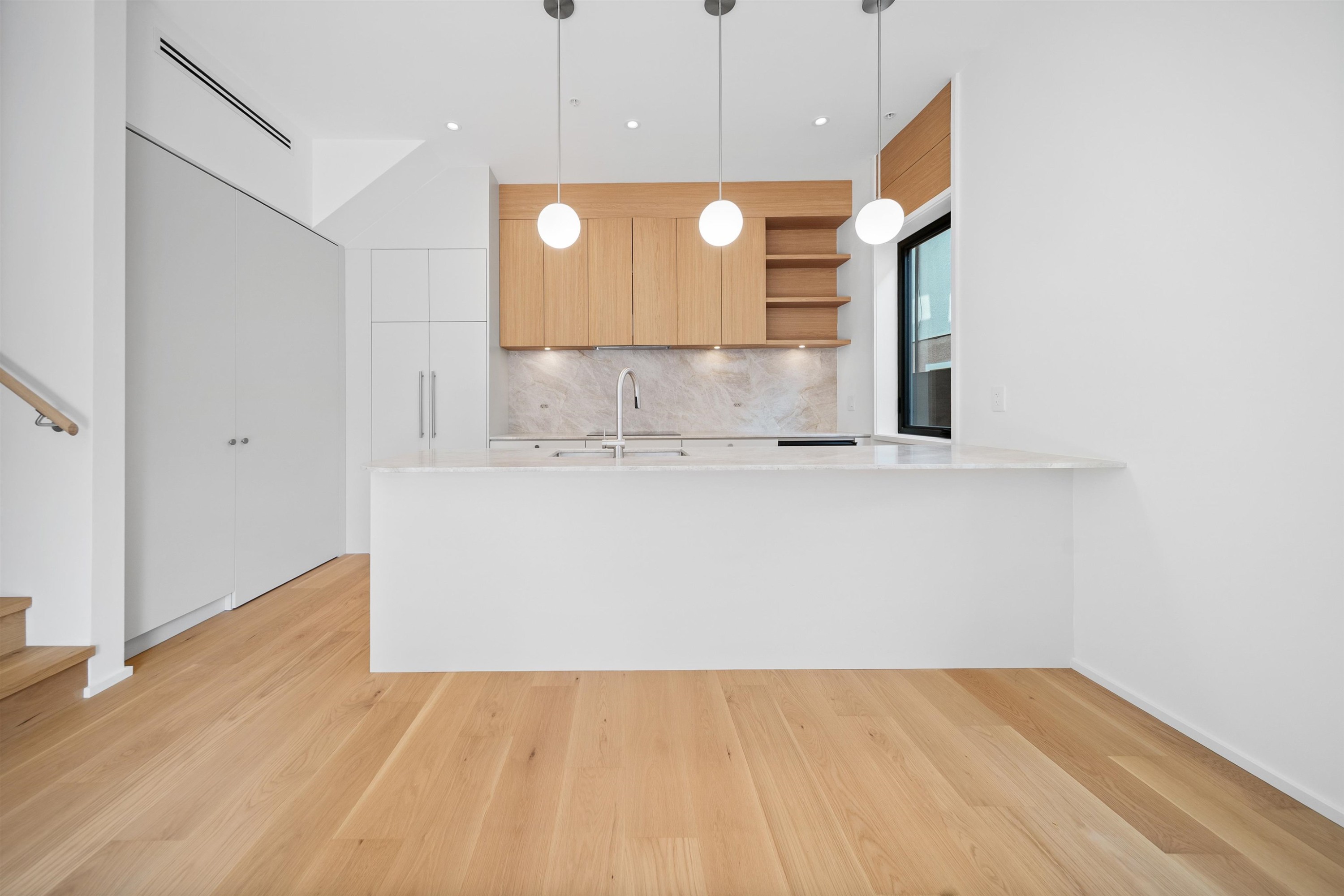 3-164 38Th Avenue E, Vancouver, BC