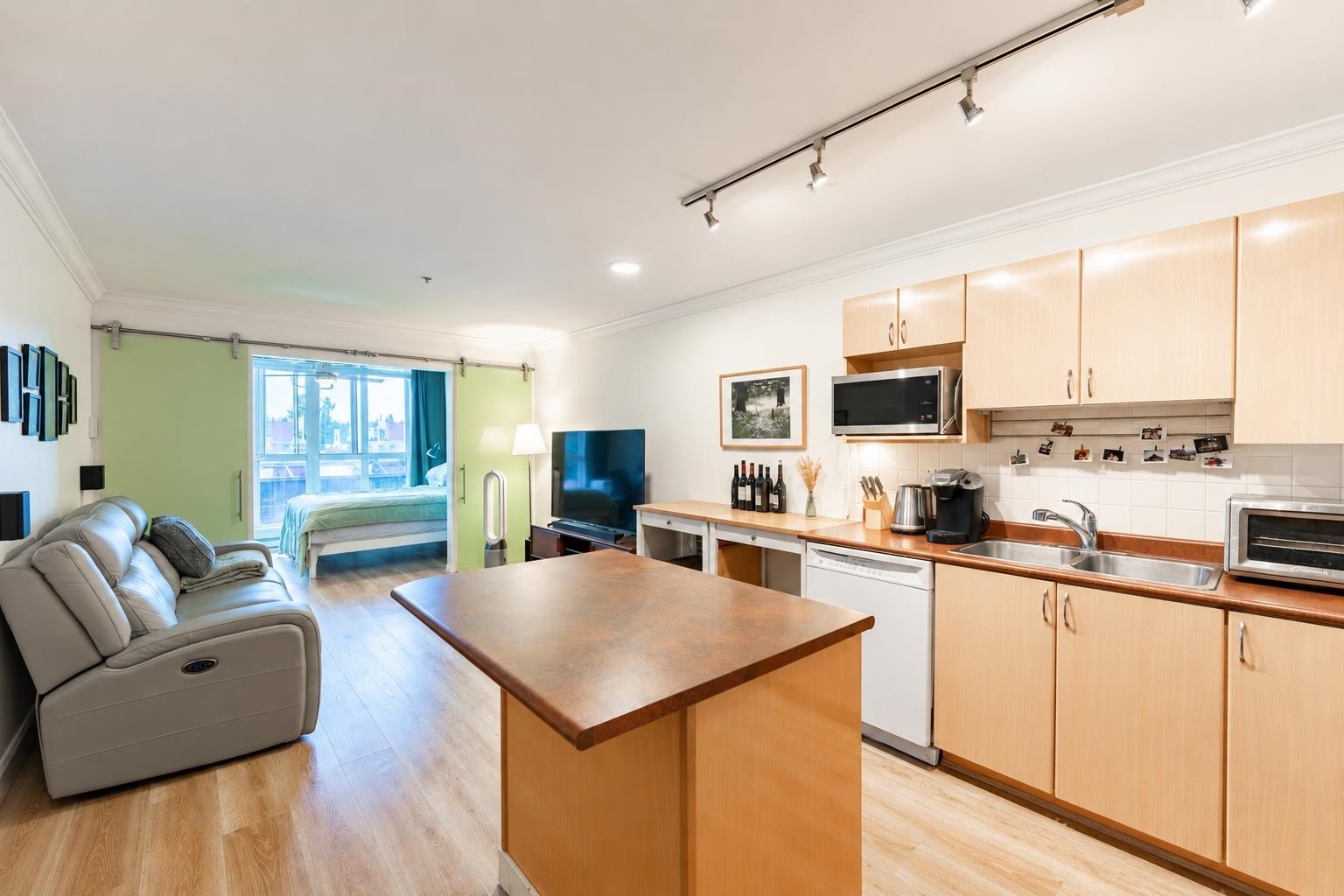 406-5629 Dunbar Street, Vancouver, BC