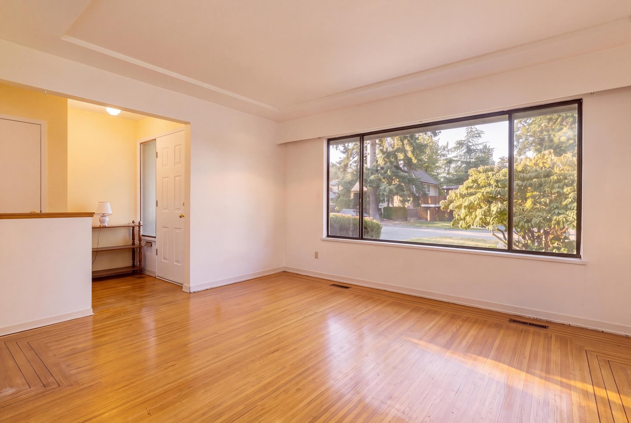 1110 Cottonwood Avenue, Coquitlam, BC