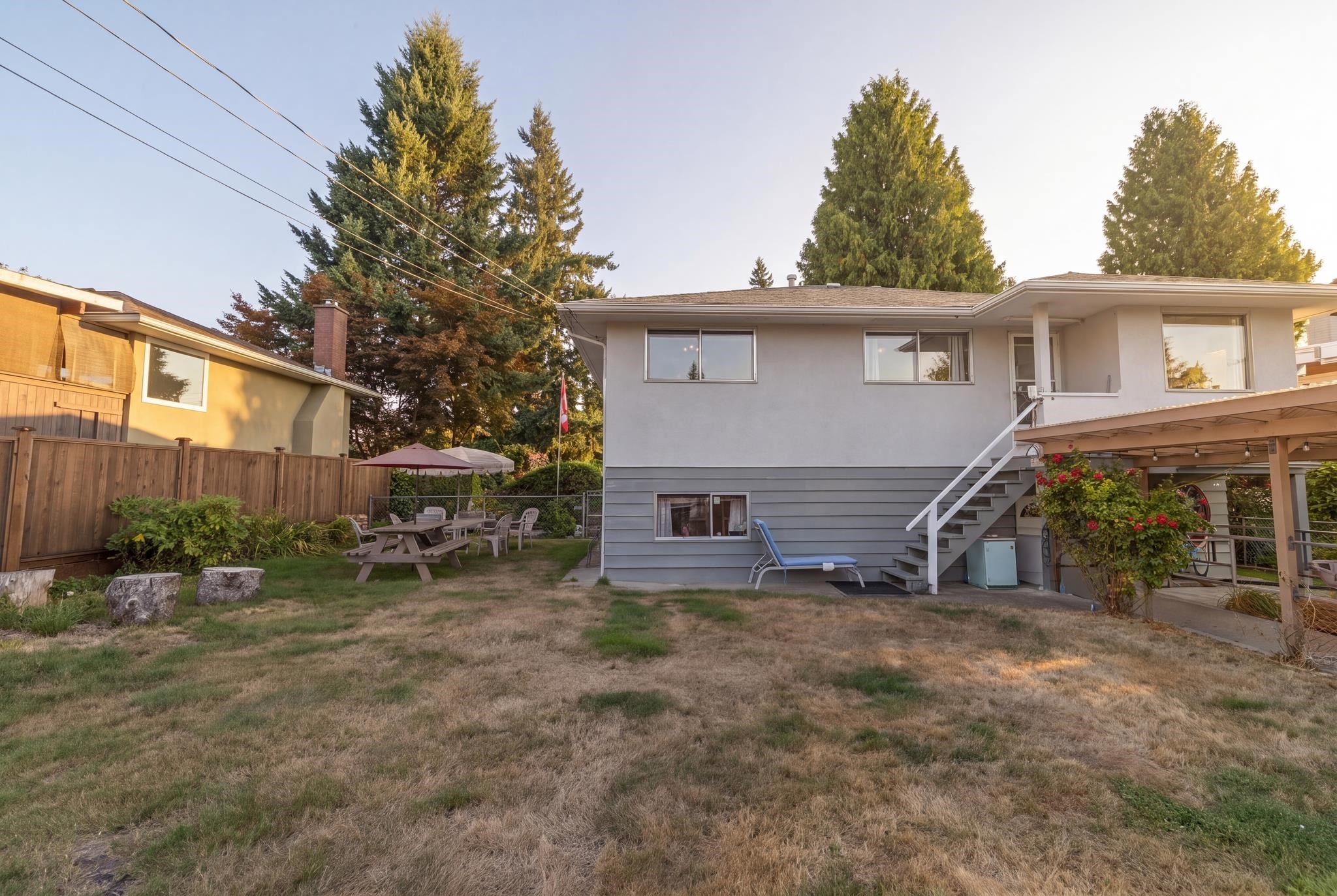 1110 Cottonwood Avenue, Coquitlam, BC