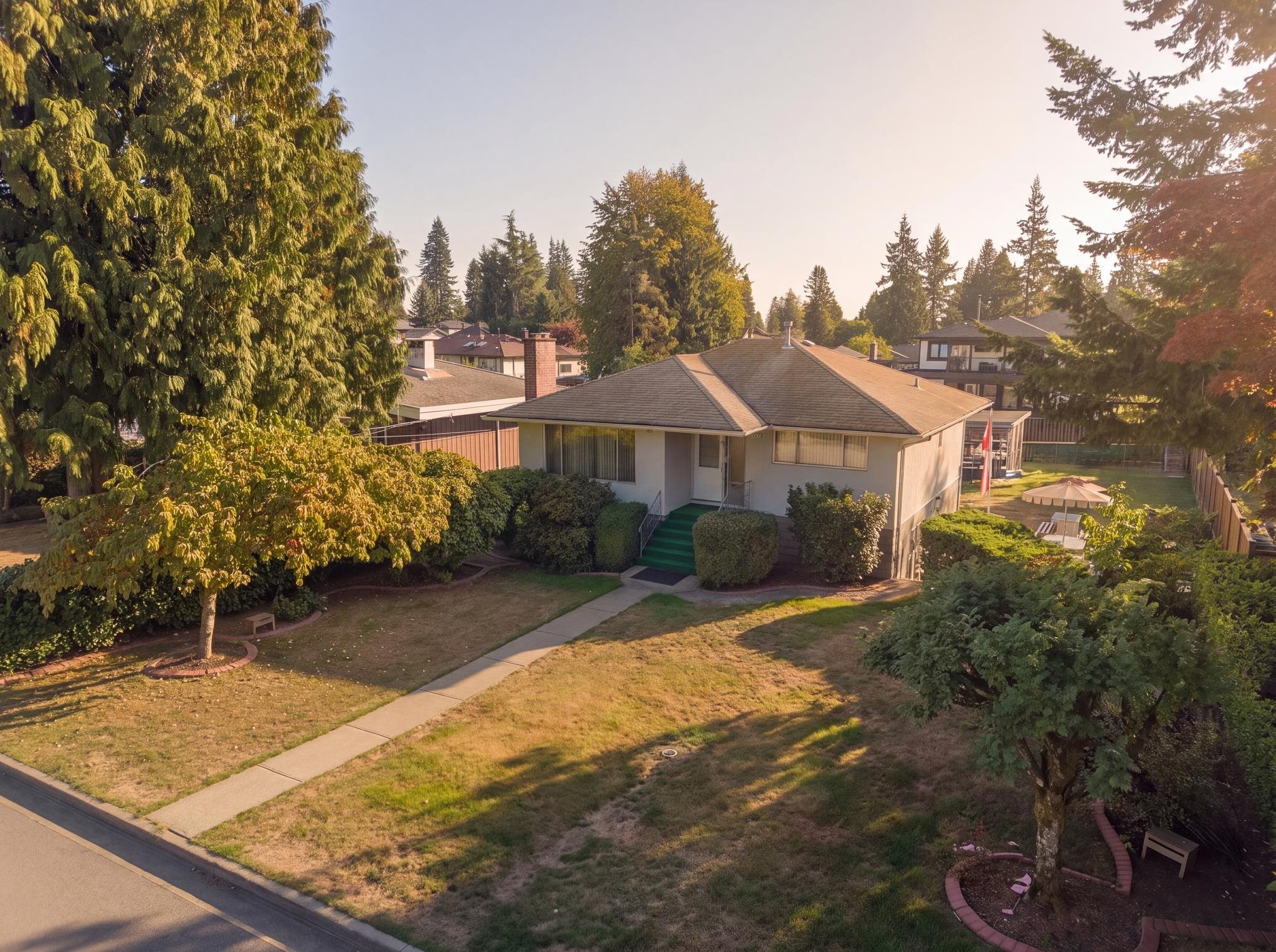 1110 Cottonwood Avenue, Coquitlam, BC