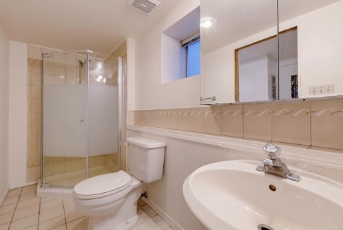 441 28Th Avenue E, Vancouver, BC 