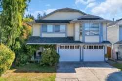 11698 206a Street Maple Ridge, BC V2X 0X8