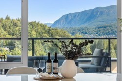 PH604-1100 Clarke Road Port Moody, BC V3H 0N3
