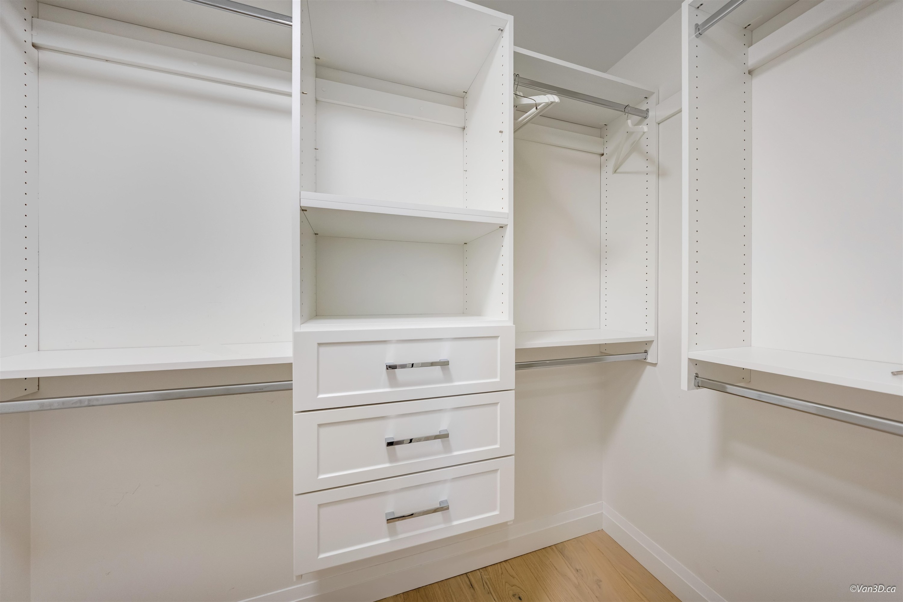 2-683 19Th Avenue W, Vancouver, BC
