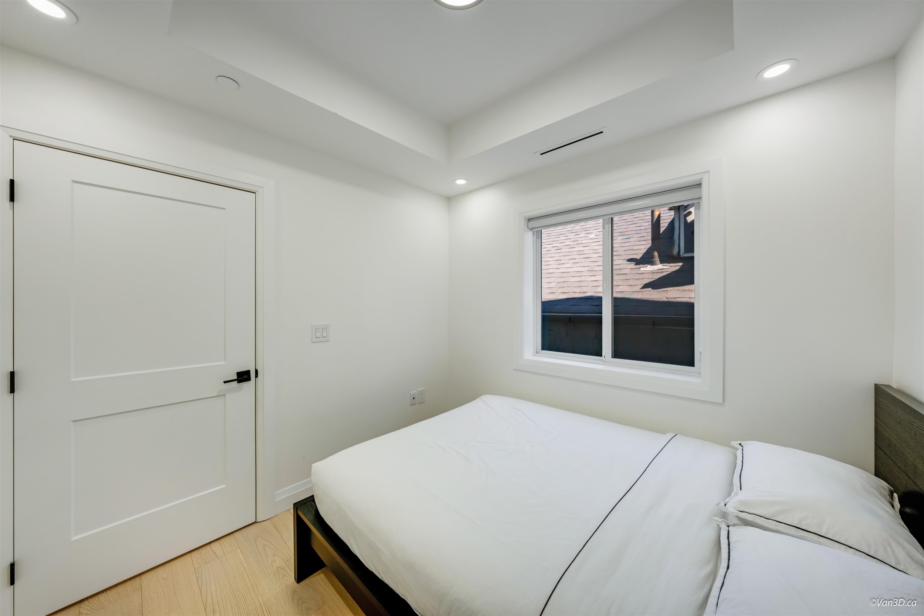 2-683 19Th Avenue W, Vancouver, BC