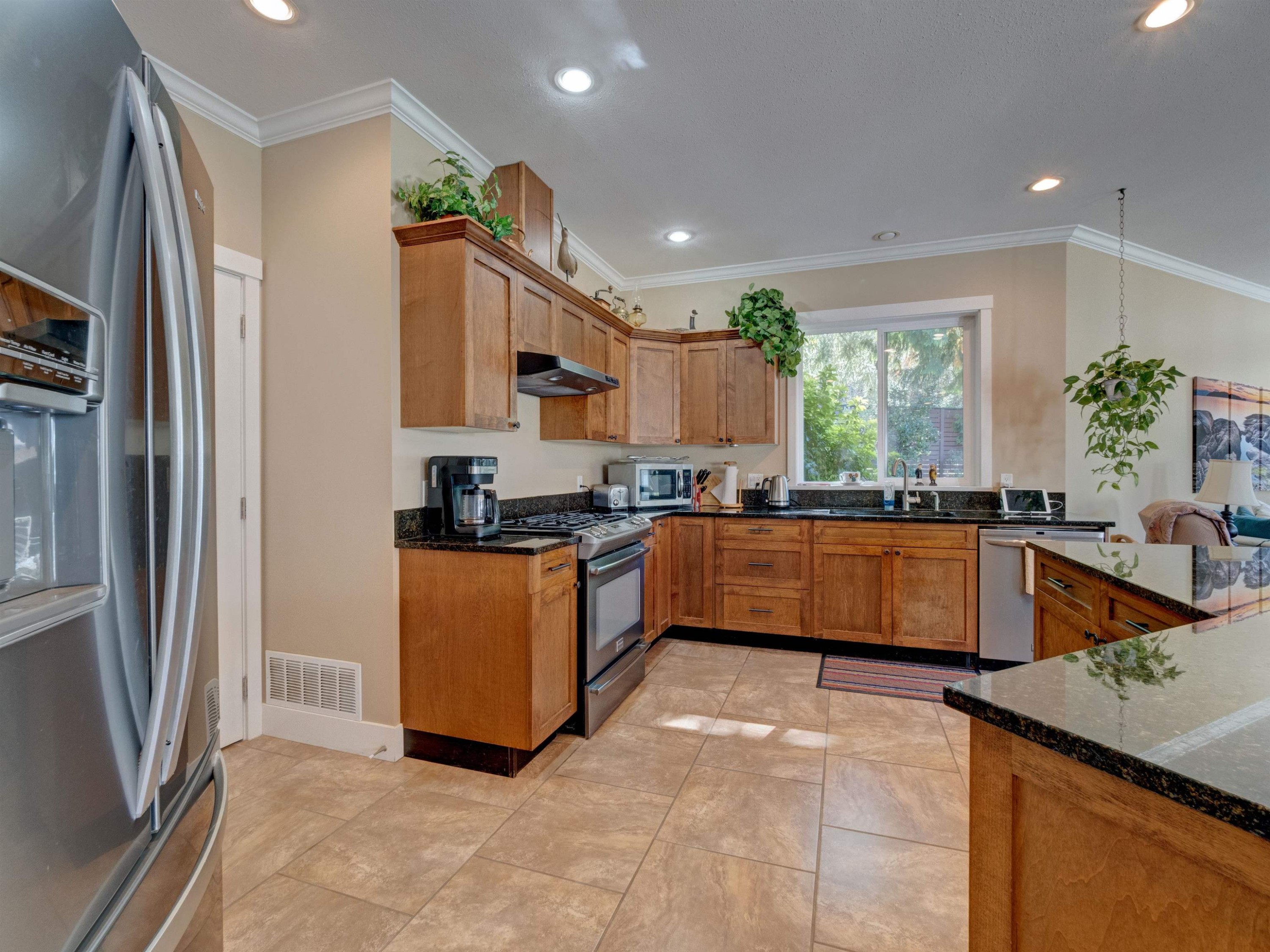 6388 Piper Place, Sechelt, BC