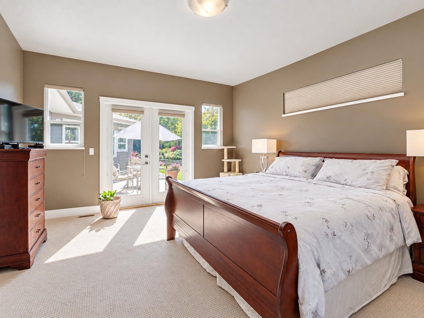 6388 Piper Place, Sechelt, BC