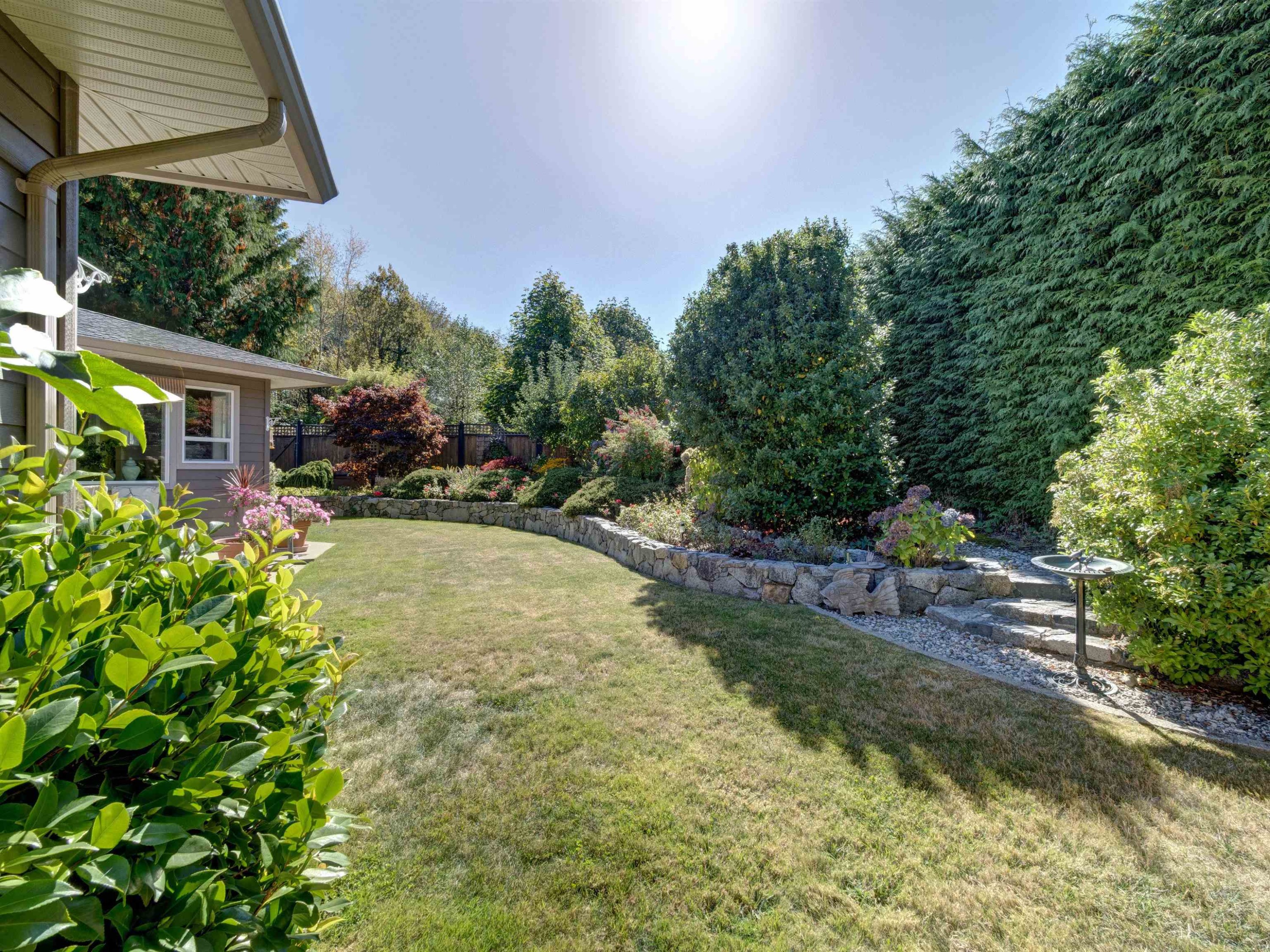 6388 Piper Place, Sechelt, BC