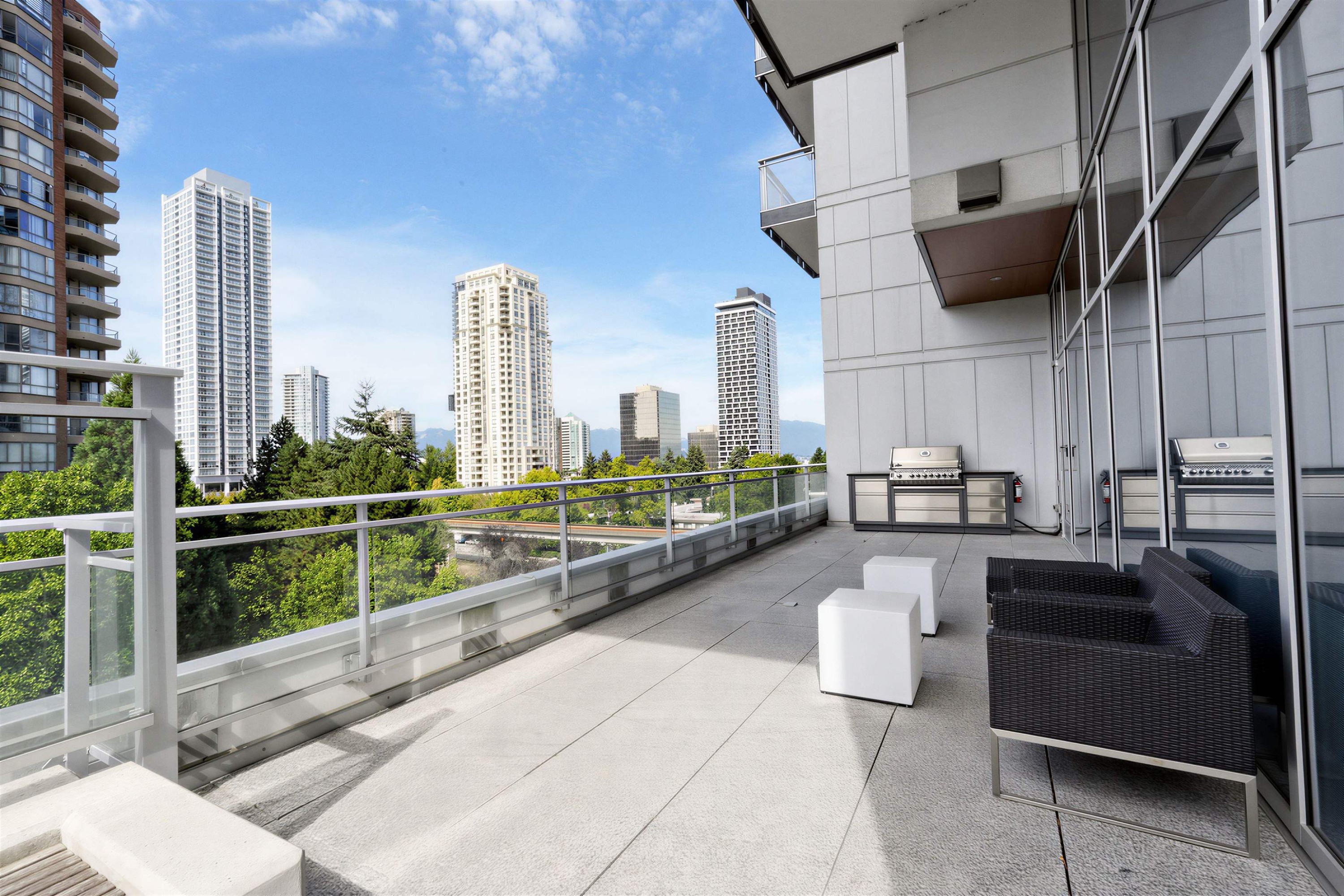 1702-4360 Beresford Street, Burnaby, BC