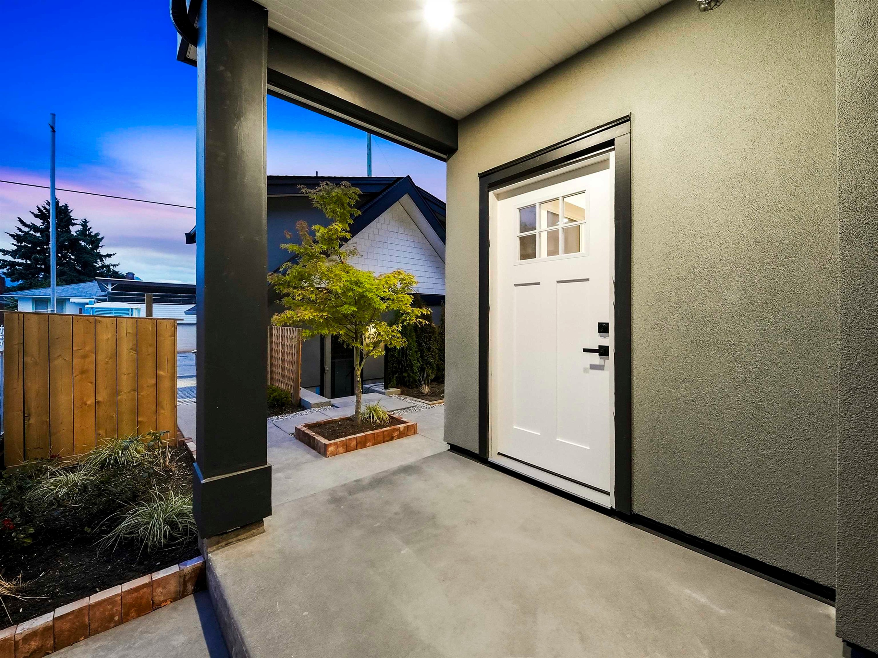 2-2339 Parker Street, Vancouver, BC