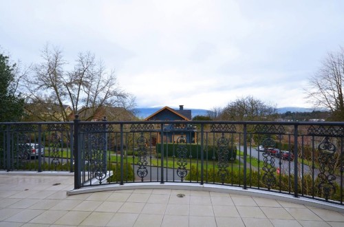2208 34Th Avenue W, Vancouver, BC 