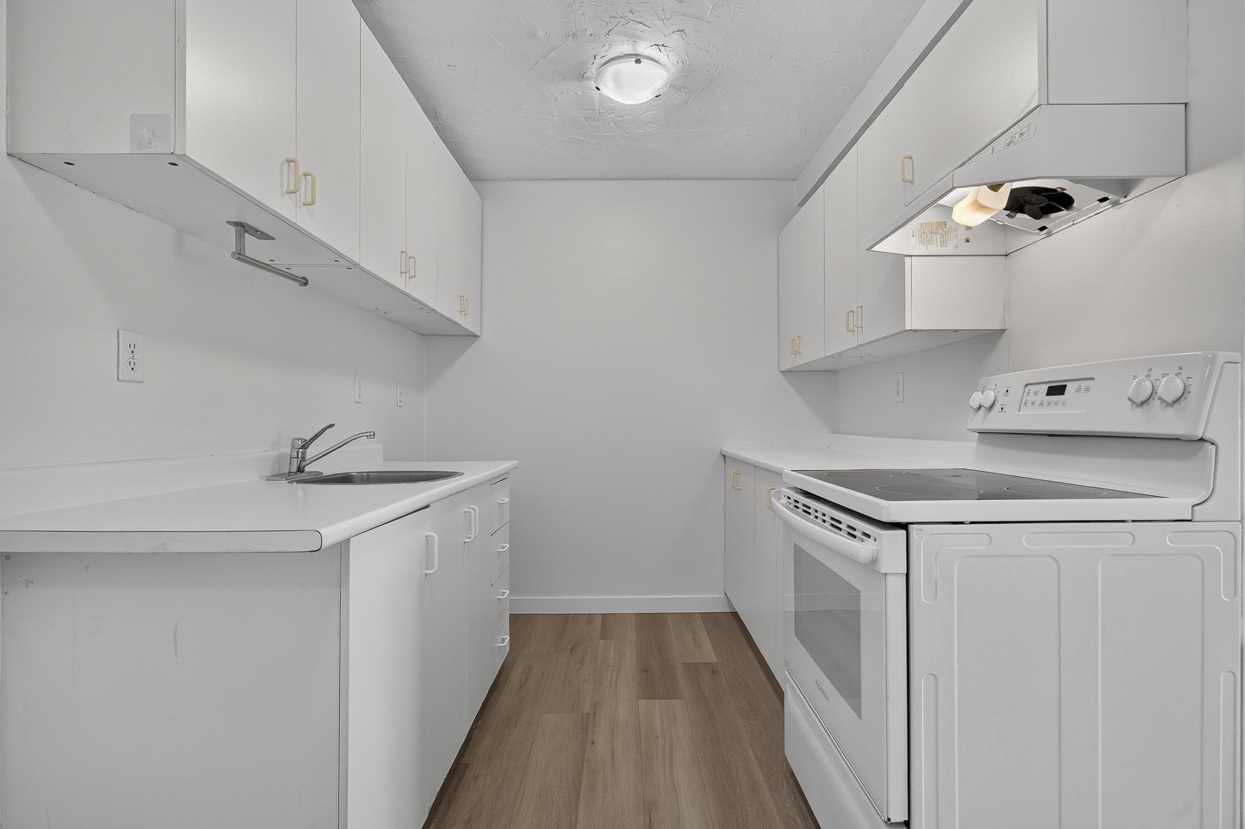 203-7220 Lindsay Road, Richmond, BC