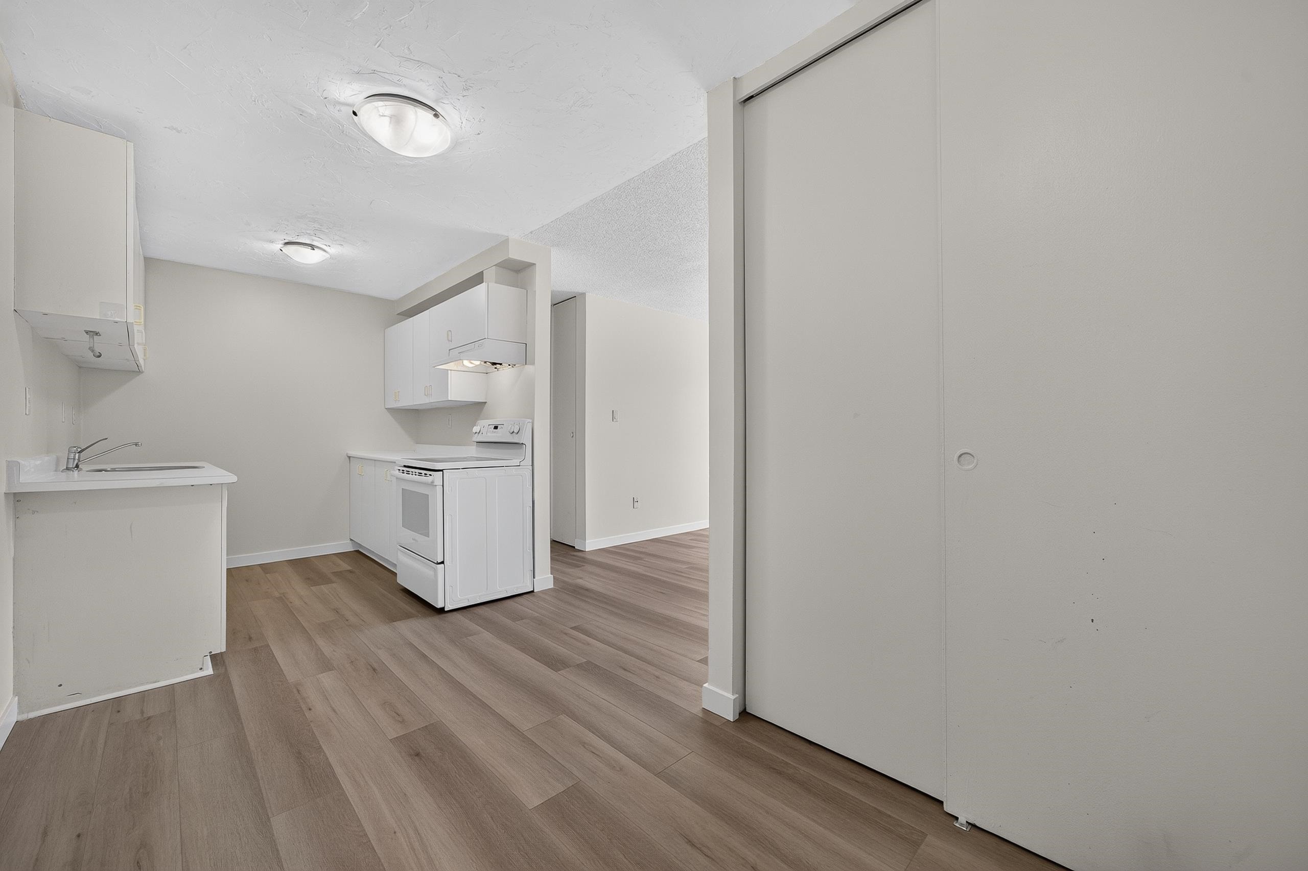 203-7220 Lindsay Road, Richmond, BC