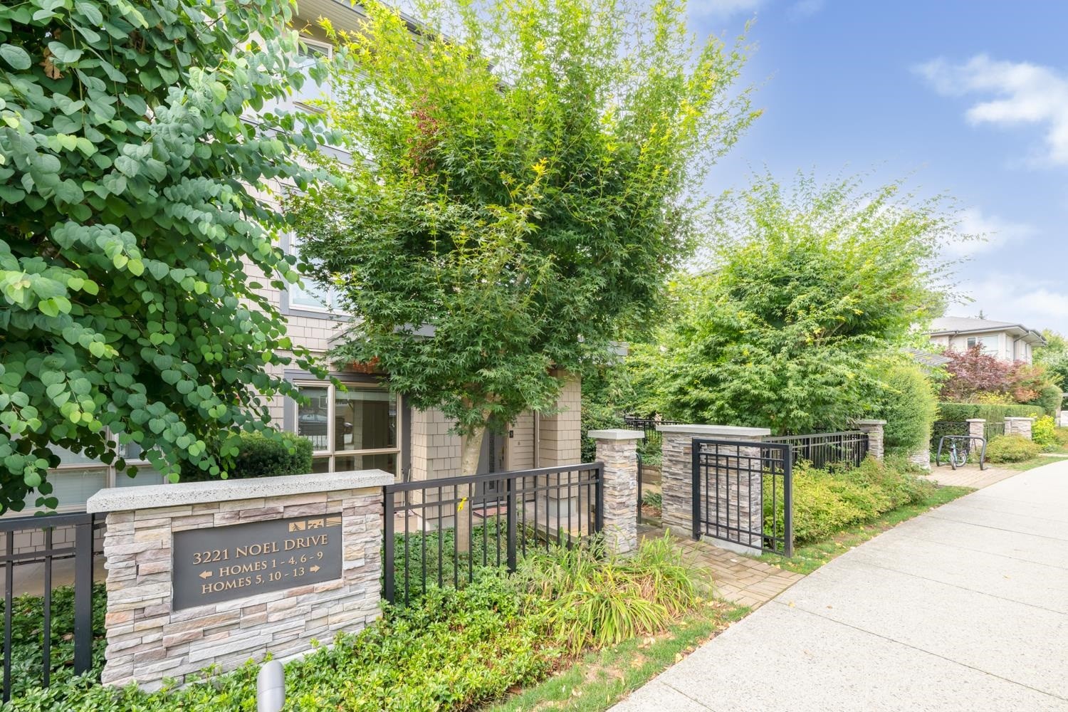 5-3221 Noel Drive, Burnaby, BC