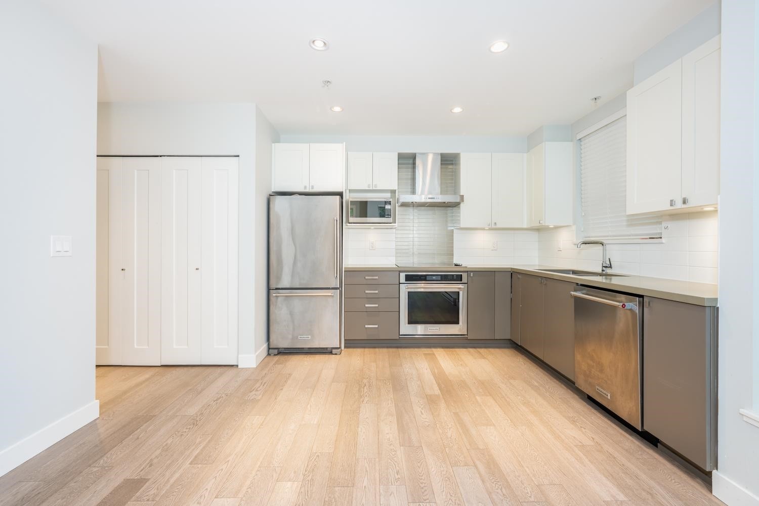 5-3221 Noel Drive, Burnaby, BC