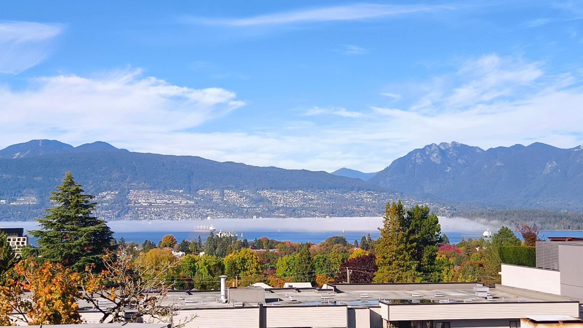 305-3615 17Th Avenue W, Vancouver, BC