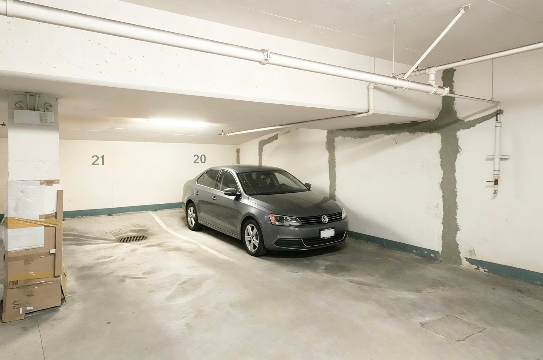 305-3615 17Th Avenue W, Vancouver, BC