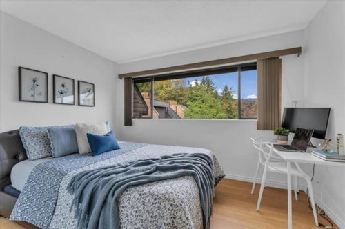 3295 Mountain Highway, North Vancouver, BC 