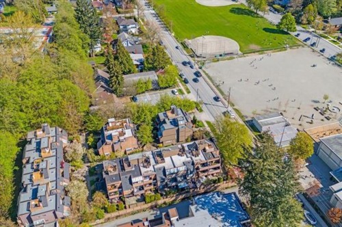 3295 Mountain Highway, North Vancouver, BC 