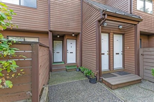 3295 Mountain Highway, North Vancouver, BC 