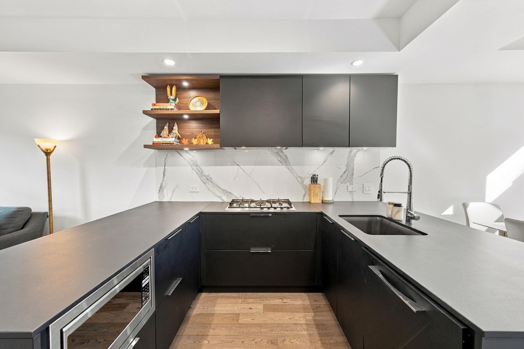 135-2070 Curling Road, North Vancouver, BC