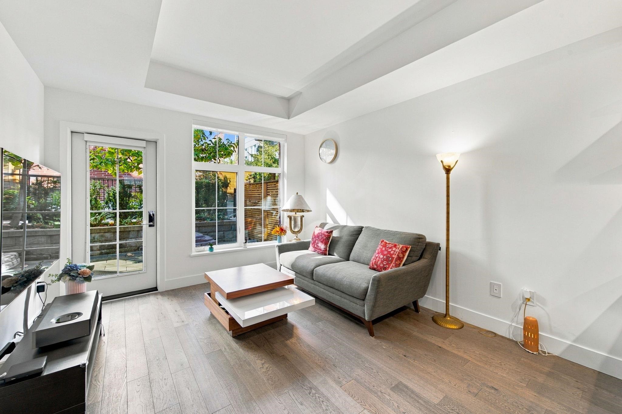 135-2070 Curling Road, North Vancouver, BC