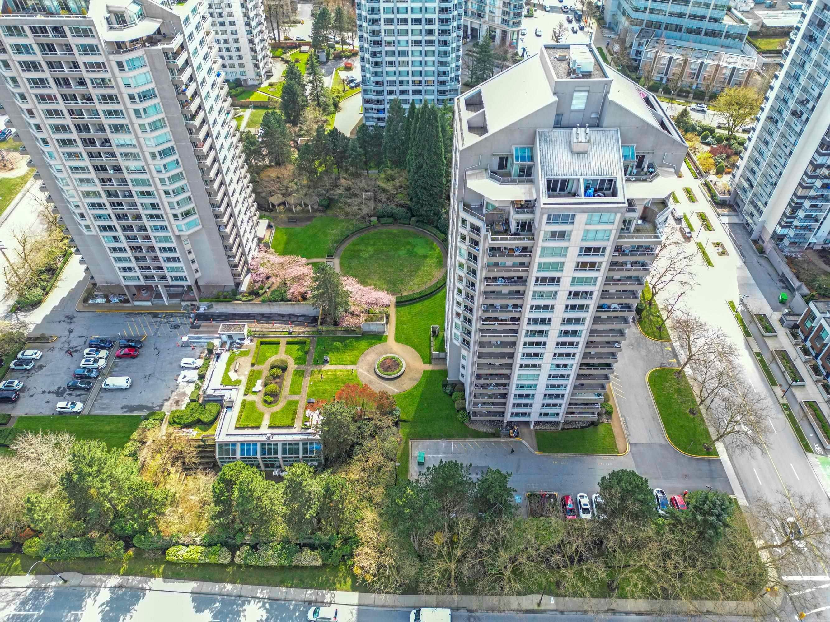 1405-6070 Mcmurray Avenue, Burnaby, BC