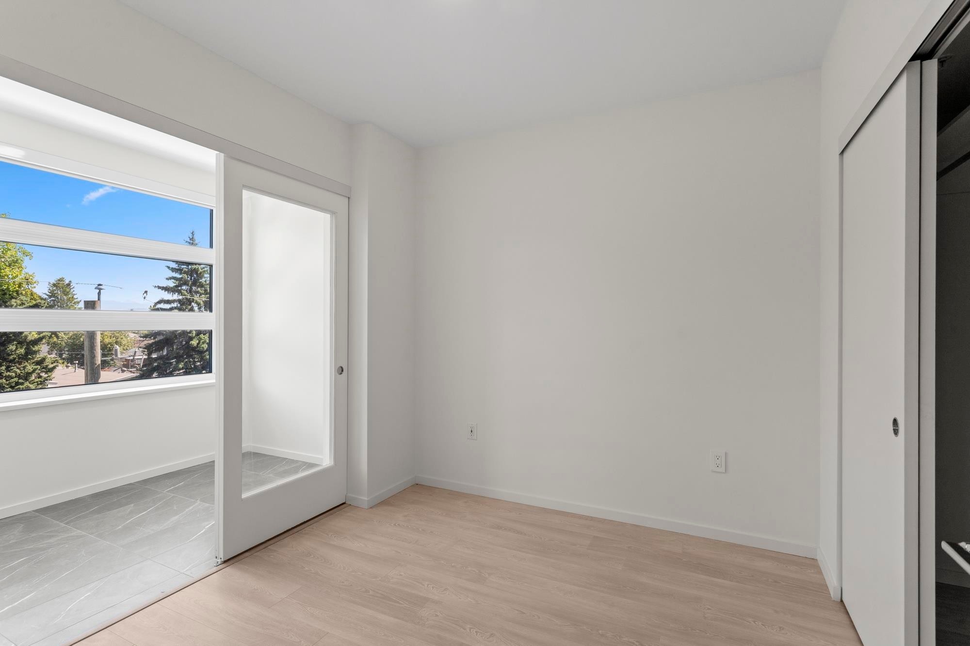 410-3264 Vanness Avenue, Vancouver, BC