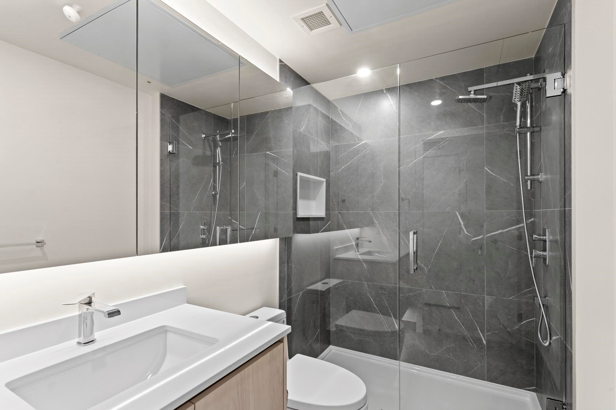 410-3264 Vanness Avenue, Vancouver, BC