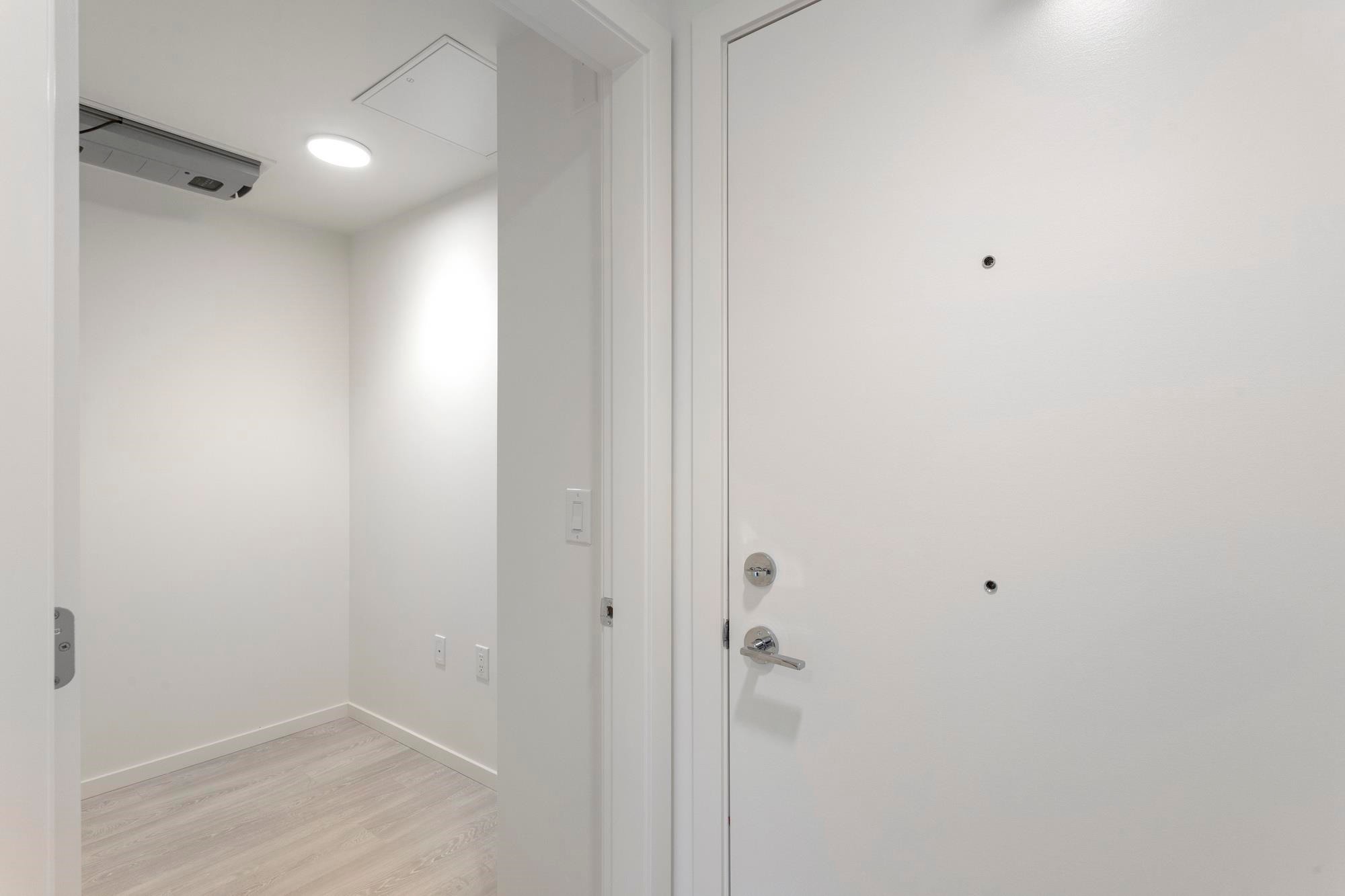 410-3264 Vanness Avenue, Vancouver, BC
