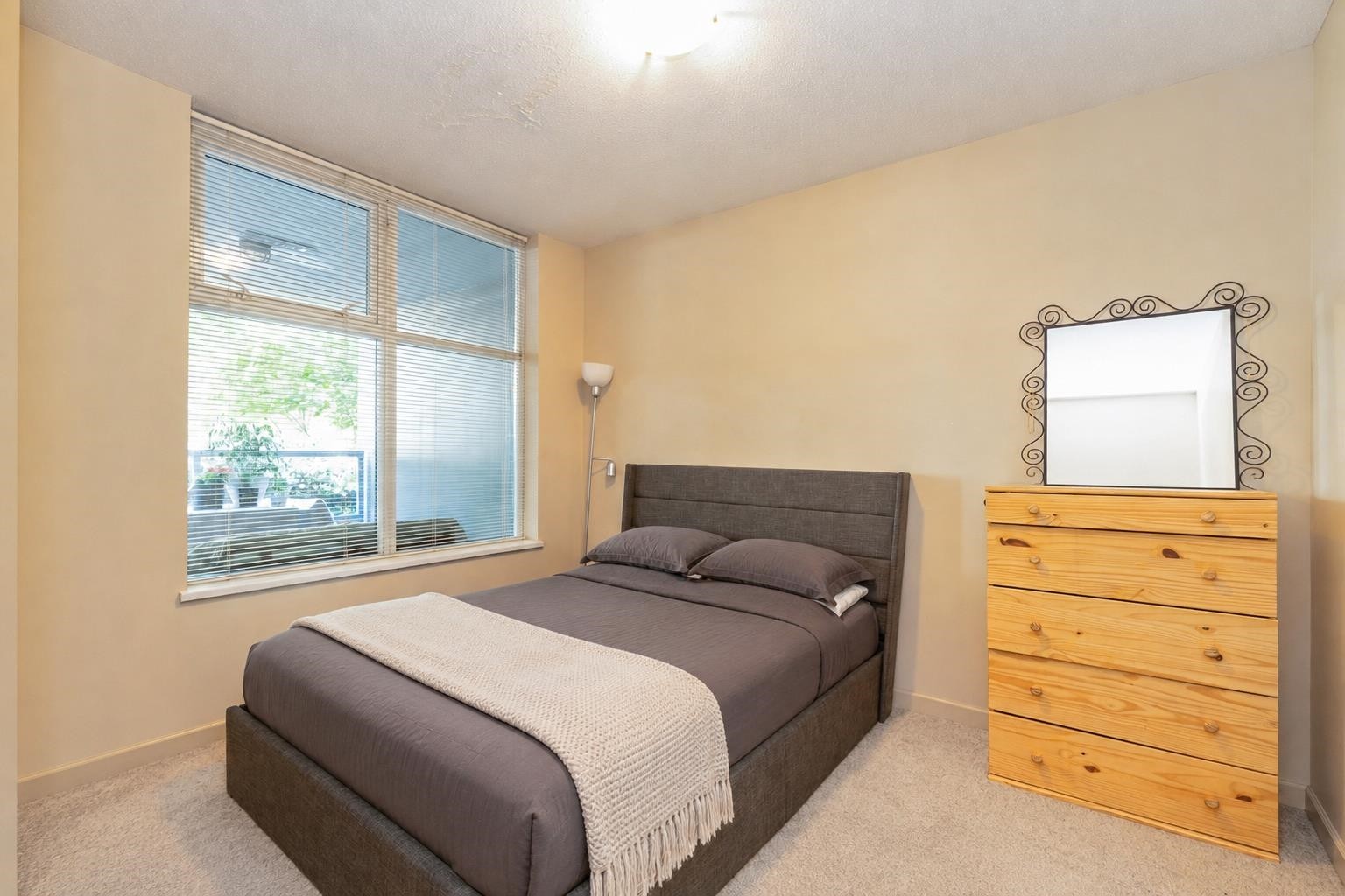 101-9262 University Crescent, Burnaby, BC