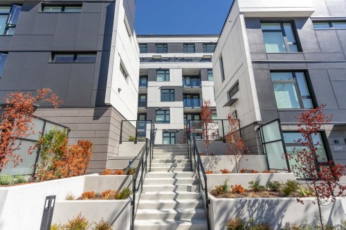 3249 Clive Avenue, Vancouver, BC 