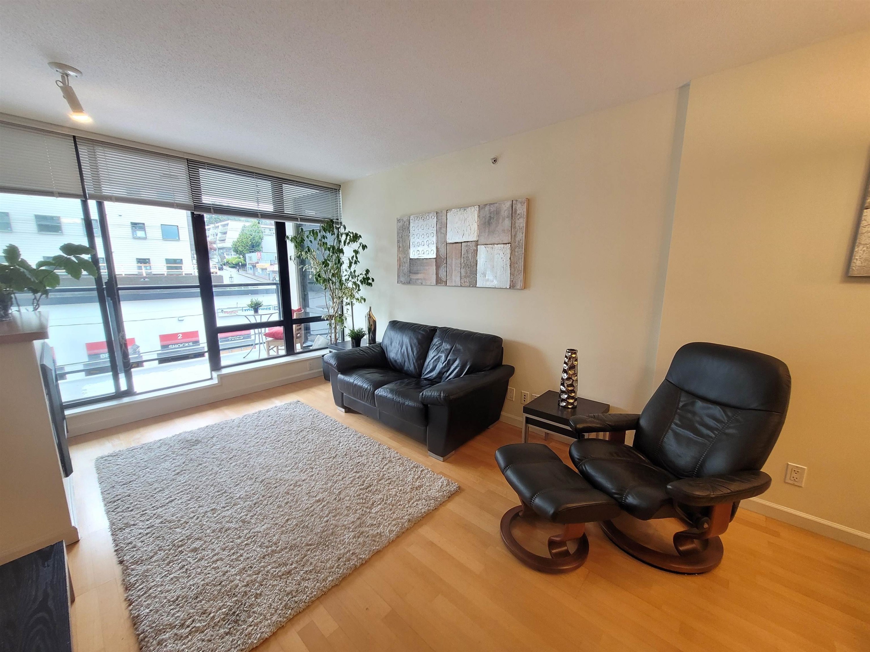 408-610 Victoria Street, New Westminster, BC