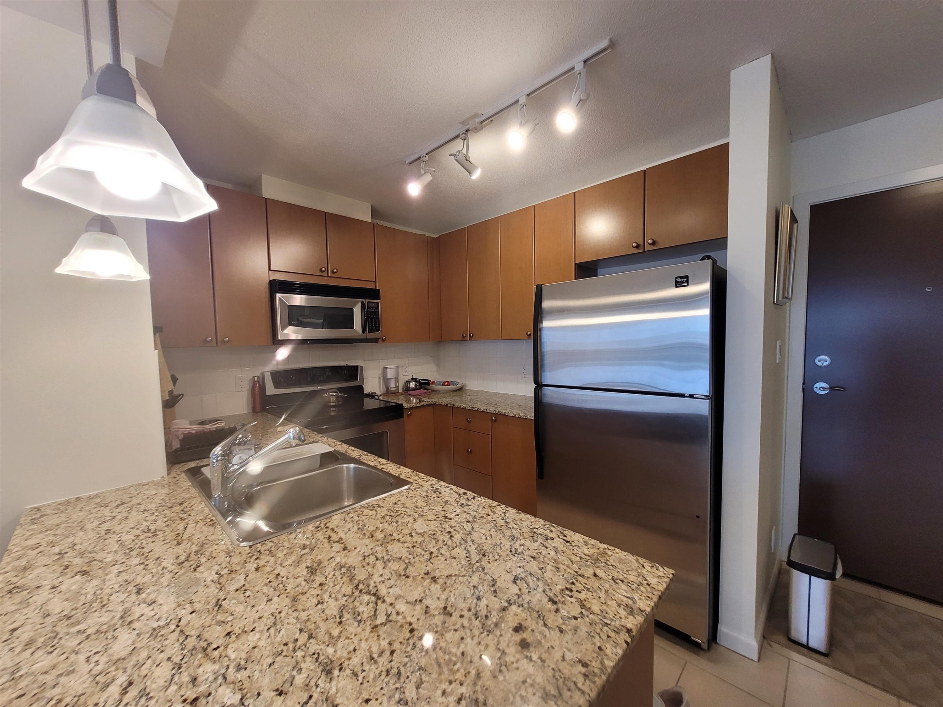 408-610 Victoria Street, New Westminster, BC