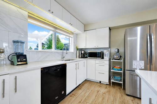 8260 Elsmore Road, Richmond, BC 