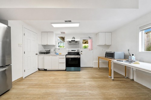 8260 Elsmore Road, Richmond, BC 