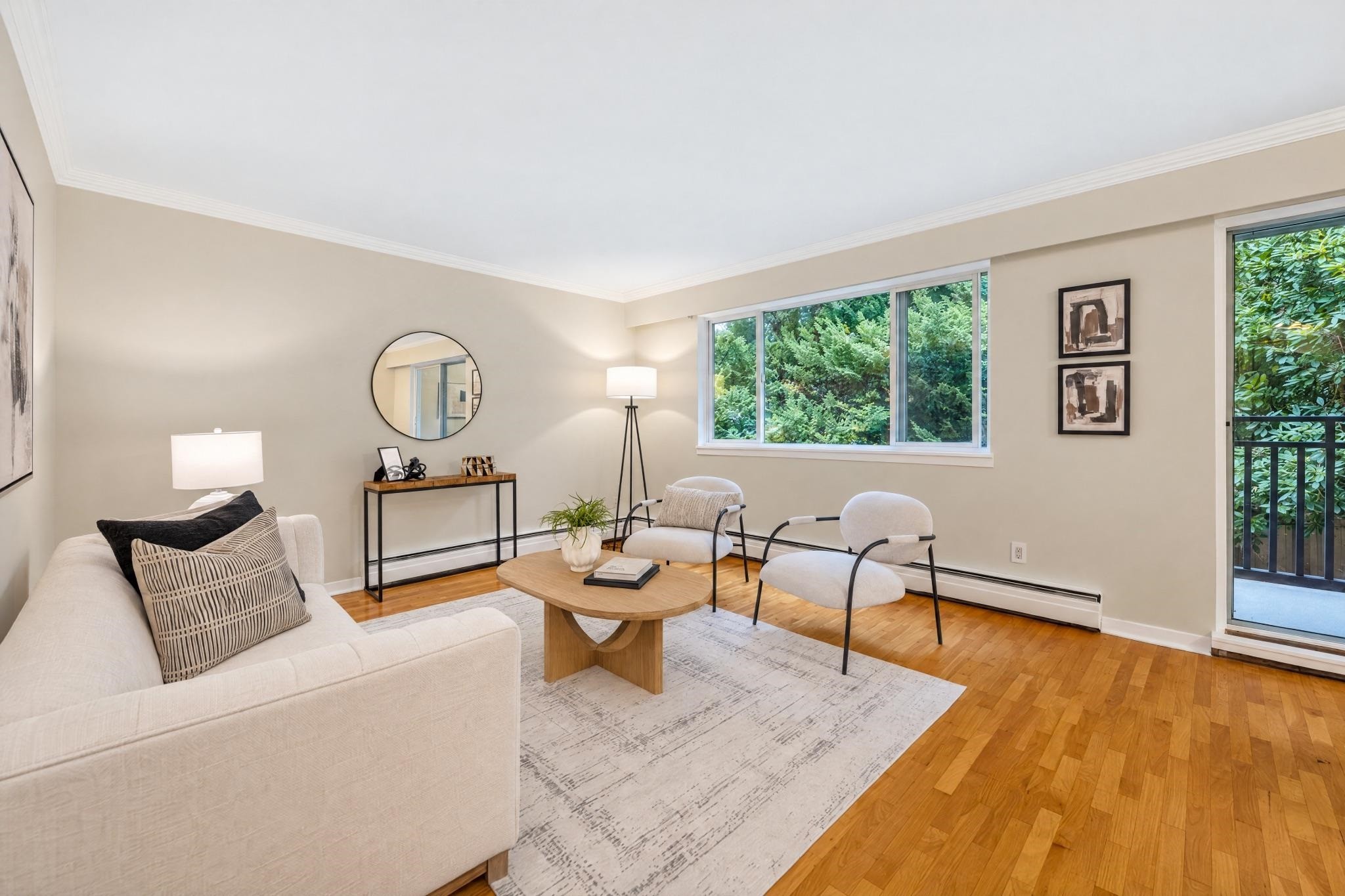 403-555 28Th Street W, North Vancouver, BC